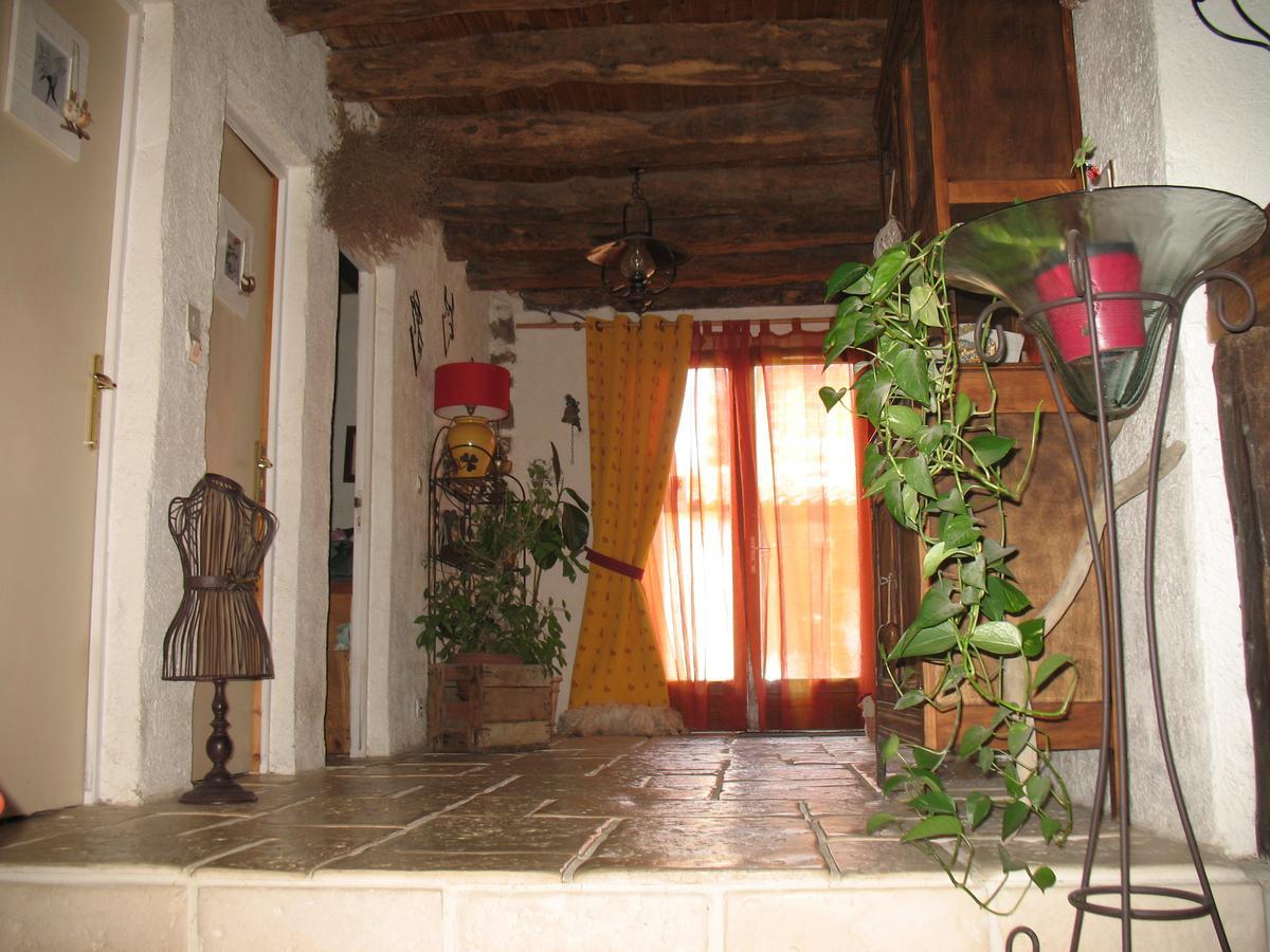La Croix De Camargue Bed & Breakfast Oradour-sur-Glane Eksteriør bilde