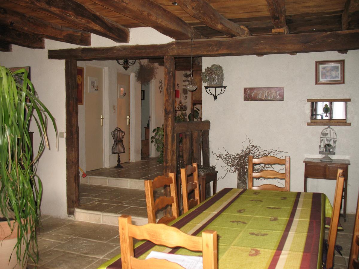 La Croix De Camargue Bed & Breakfast Oradour-sur-Glane Eksteriør bilde